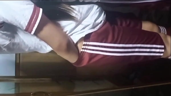 Play MP4 - VIDEO DE ESTUDIANTE POPULAR FOLLANDO&comma; Real Casero&excl;&excl; - M&iacute;ralo antes de que lo borren&excl;