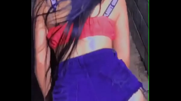 NOVINHA SAFADA DAN&CcedilANDO FUNK S&Oacute DE SHORTINHO