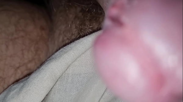 Play MP4 - PAP&Agrave; SEXY CON GROSSO CAZZO SCOPA IL LETTO E POI SBORRA TANTO ALLO SPECCHIO &vert; PAP&Agrave; SEXY ITALIANO - PAP&Agrave; SEXY E TREMENDAMENTE PORCO