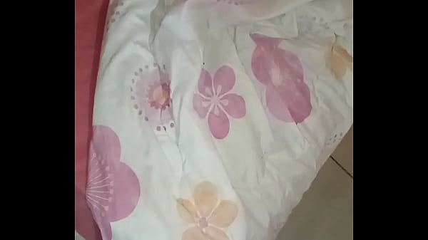 Nonton Cadela Leite No Cuzinho Guloso thumbnail