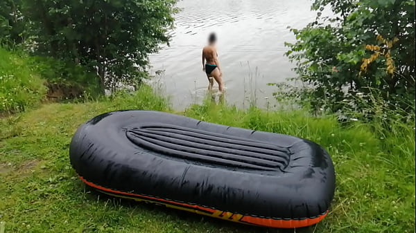 Sex Travel: Stepmom Julia Cooks Breakfast And Seduces With Sexy Smelly Dirty Soles thumbnail