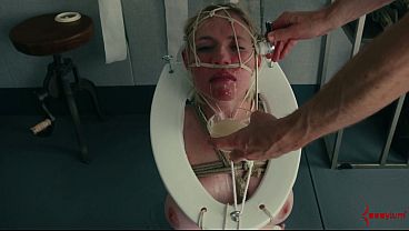 Nonton Human Toilet Flushes Down Months Of Sperm Before Had Throatfuck And Atm thumbnail