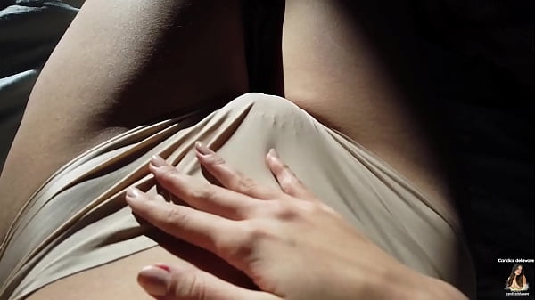 Play MP4 - MORNING PUSSY TEASING WARMING UP BEFORE MORNING SEX SESSION - CANDICE DELAAWARE