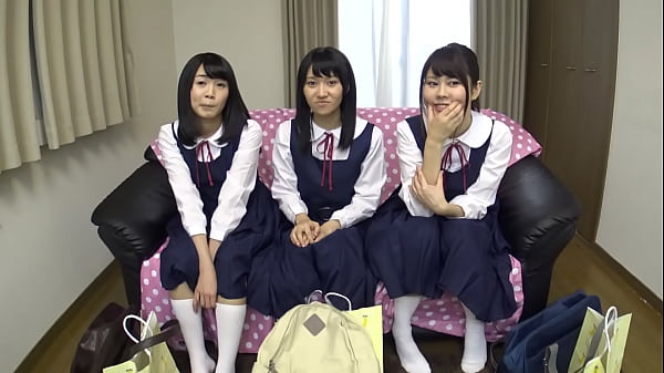 地方から都内へ修学旅行で来ているjkたちに声かけ記念にって事でエロい事たくさんさせちゃいました！パイズリ 巨乳 制服 4時間以上作品 ドキュメンタリー ナンパ 女子校生　part4 thumbnail