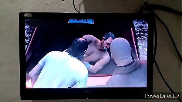 3 homem fodendo rico gostosinho.