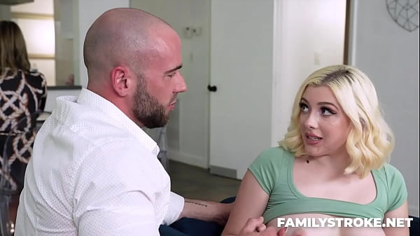 Curious Virgin Wants Sex - FamilyStroke.net 