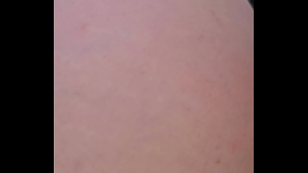 Wife rewards stranger for fixing her car