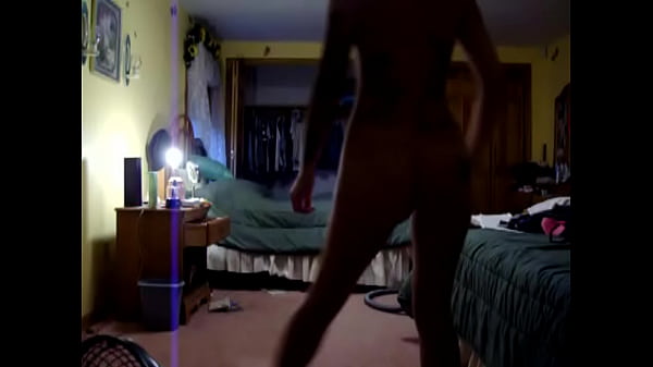 Homemadeamateurslut wife stripping