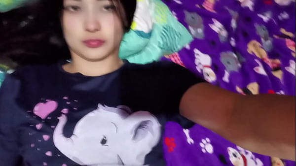 Nonton &iquest;no Te Encanta Cuando Las Chicas Inocentes Hablan Sucio? ( Casero Real) thumbnail