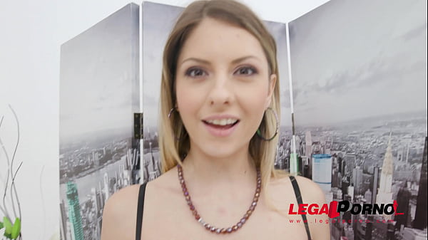 Nonton Rebecca Volpetti Vs Mike Chapman With Piss Drinking & 0% Pussy Fucking Sz2456 thumbnail