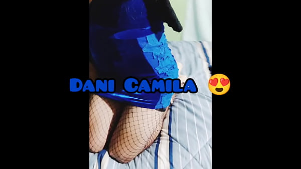 Linda travesti peruana  iniciando su vida 