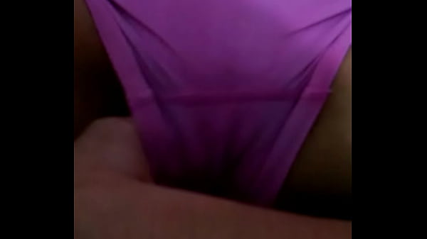 Ch2 Paso de sus pechos a su vagina 