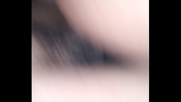 Play MP4 - Pretty young thing