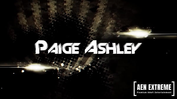 Nonton Paige Ashley Fucking While Wearing Her Black Boots thumbnail