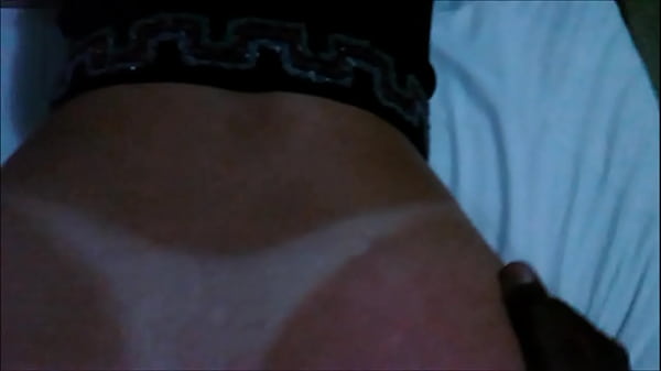 Giovana cdzinha rebolando e apanhando do neg&atilde;o 