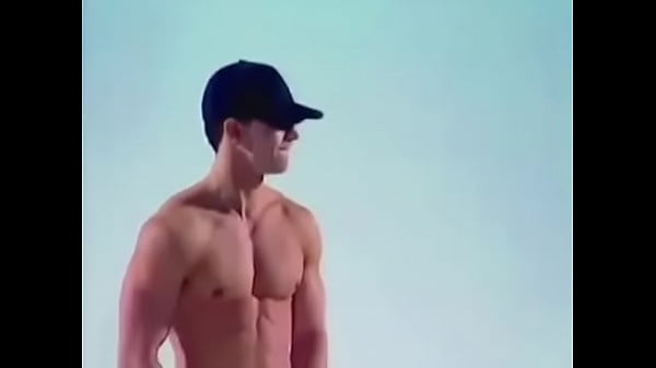 famoso SUPER  gostoso SENSUAL 