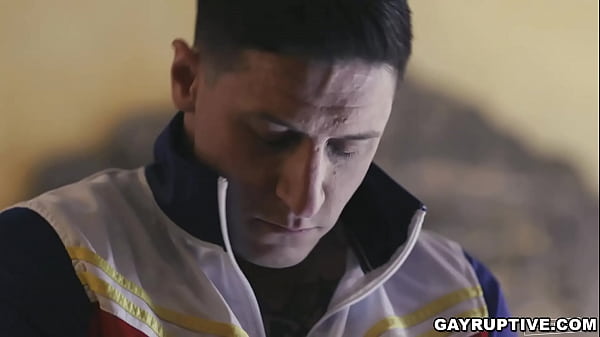 Play MP4 - Dalton Riley is looking forward to having his Sarah's boyfriend Ryan Jordan over for movie night&period; Ryan was surprised what he saw on the laptop&period;