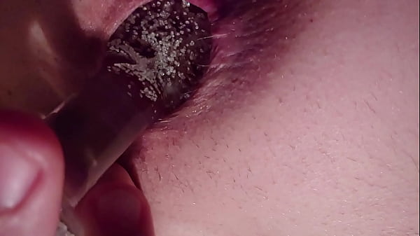 Play MP4 - Working a glass plug for the first time tonight