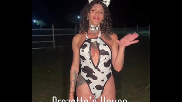 Sua Rainha Chegou, Sabrina Prezotte Muito Safada E Gostosa Gozando Muito Leite Quente Pra Voce, Sua Vaca Leiteira Jorrando Leite Na Sua Tela. thumbnail