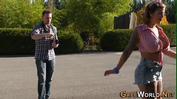 Busty_europeansuckingdick