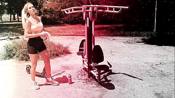 Nonton Brazen Blonde Lynna Nilsson Sucks And Fucks Bbc After They Collide In The Car Park Gp3194 thumbnail