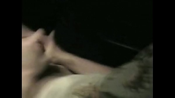 Play MP4 - My straight friend jacking off in the car