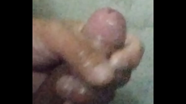 Punheta gostosa imaginando seu cuzinho