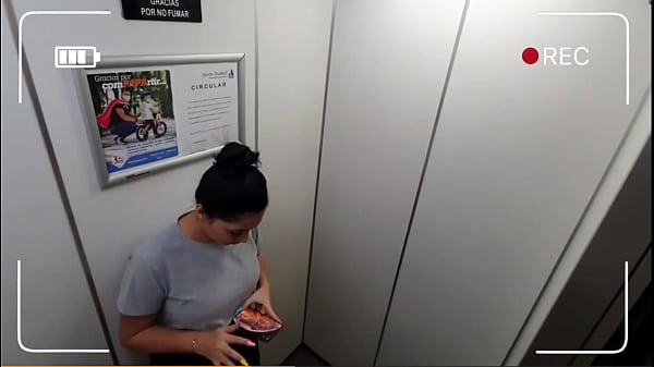 Play MP4 - Martinasmith Stuck in the Elevator having Public Sex