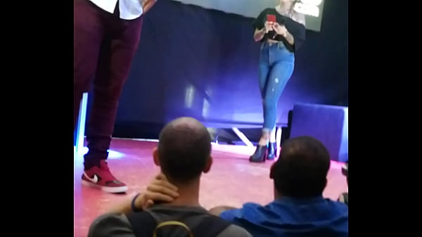 Play MP4 - Pornovatas