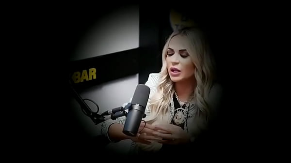 Nonton Deolane Bezerra thumbnail