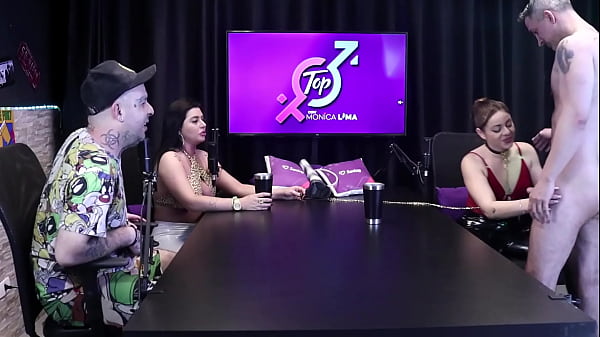 Quando_os dois_maiores_cornos se encontram acaba nessa_resenha_gostosa_- MonicaLima cai de boca na Evelyn completo no_RED