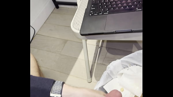 Play MP4 - 8-9 loads of cum relased from big cock&period; 2 hours of masturbating worth of cum all into the trash