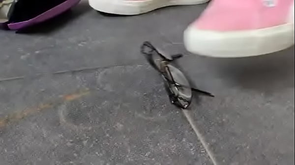 Destruction of eyeglasses 