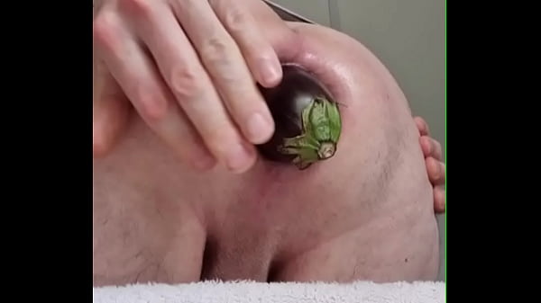 Large eggplant in ass 