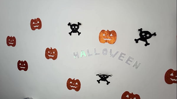 Nonton Sacanagem No Halloween thumbnail