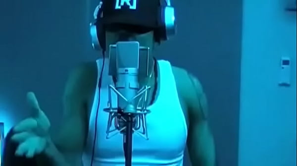 RESIDENTE SE FOLLA J BALVIN SIN METERLE LA PIJA