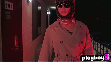 Nonton Sexy Big Natural Tits Julia Logacheva Exposed Her Hot Body And Posed Totally Naked thumbnail