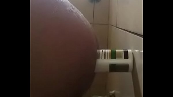 Play MP4 - Gozando com vidro de creme no cu