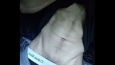 ENGLISHBUll revealing his abs.