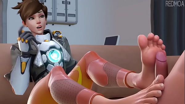 Play MP4 - Tracer's Break Footjob