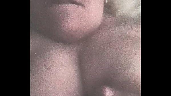 Play MP4 - Another lonely night in my bed &sol; Otra noche sola