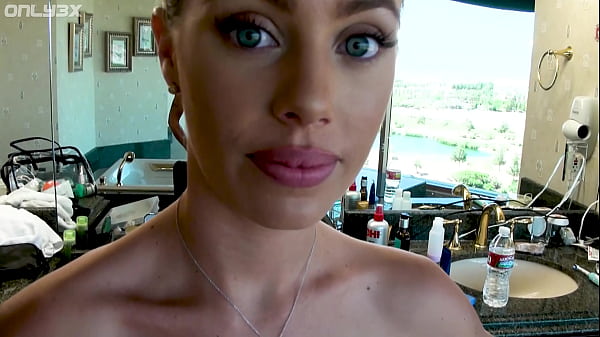 Nicole Aniston Fucks The Men She Dates thumbnail