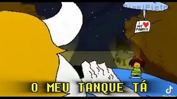 Estou dirigindo e ele muta e muta 