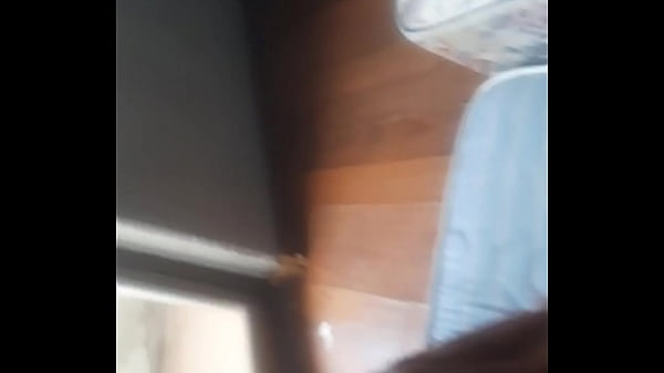 Play MP4 - Kendra ligardi follando con uno de mis clientes que es polic&iacute;a y esta mega vergudo me deja bien abierto el culo