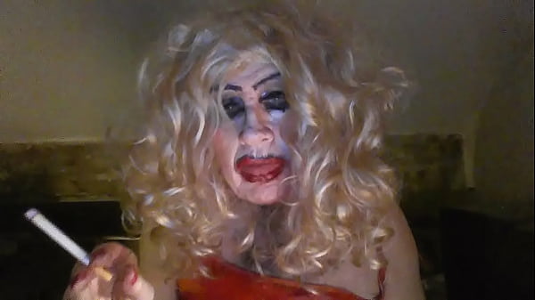 CD Sarah tells how she caves being pissed and cum over, while anally penetrating herself with an 8 inch dildo and masturbating 