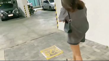 Nonton Ketemu Mantan Di Parkiran, Di Ajak Ngentot Lansung Mau Sampai Creampie thumbnail