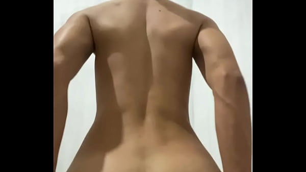 Novinho se exibindo pra c&acirc;mera 