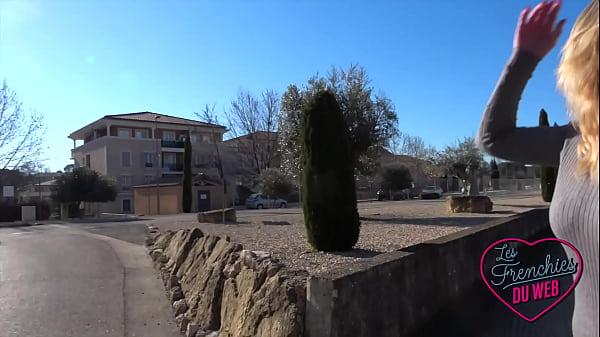 Play MP4 - Elisa veut se faire dominer par pluseurs mecs