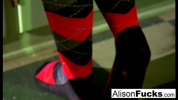 Play MP4 - Artsy fun with Katie & Alison