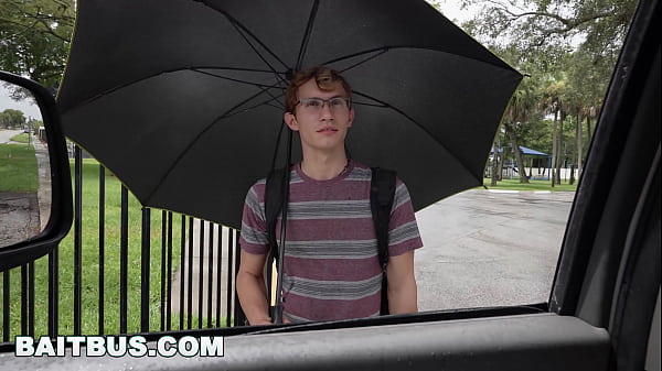 BAITBUS - Straight Stud Darron Bluu Tricked By Vivianne DeSilva And Archie Bakk 